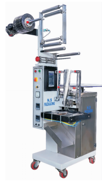 AUTOMATIC PNEUMATIC TOYS POUCH PACKING MACHINE